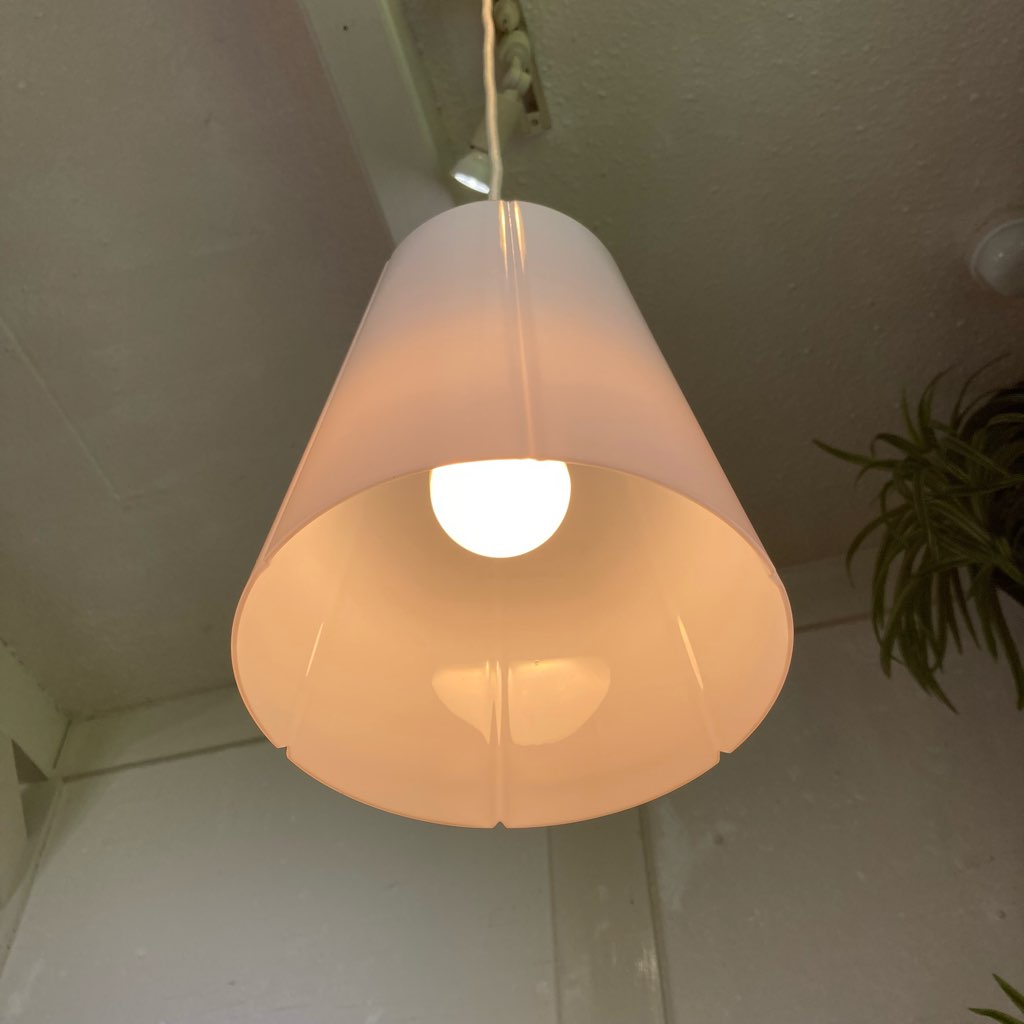 リンブルグ / LIMBURG ペンダントライト ガラス ドイツ 中古 照明 白