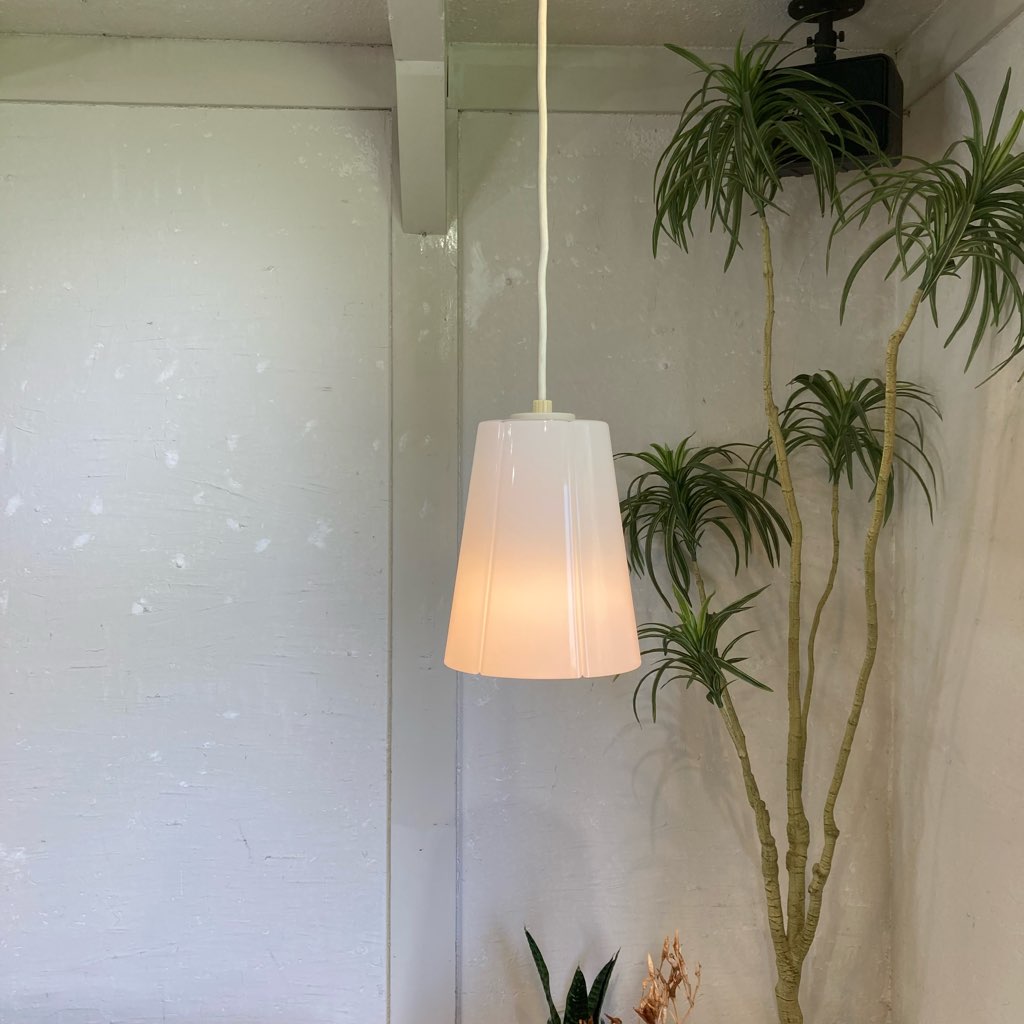 リンブルグ / LIMBURG ペンダントライト ガラス ドイツ 中古 照明 白