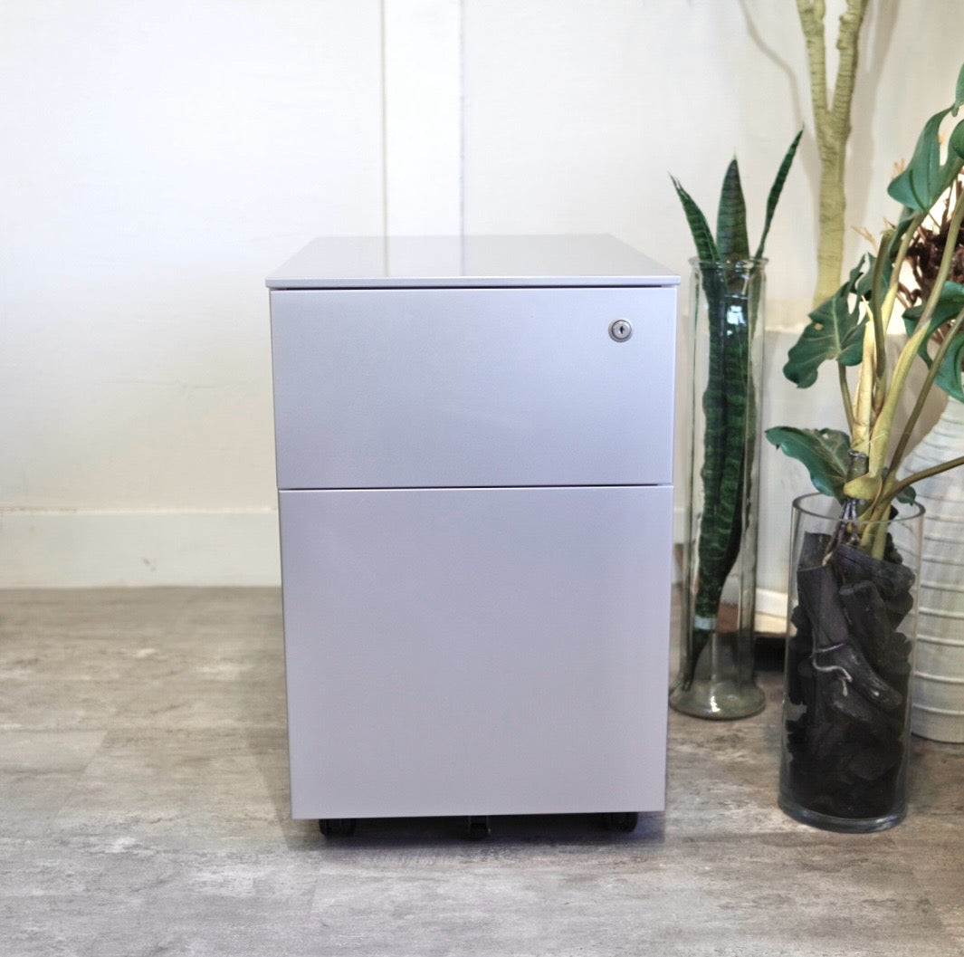 カッシーナイクスシー / Cassina ixc. AF ドロアー デスクワゴン