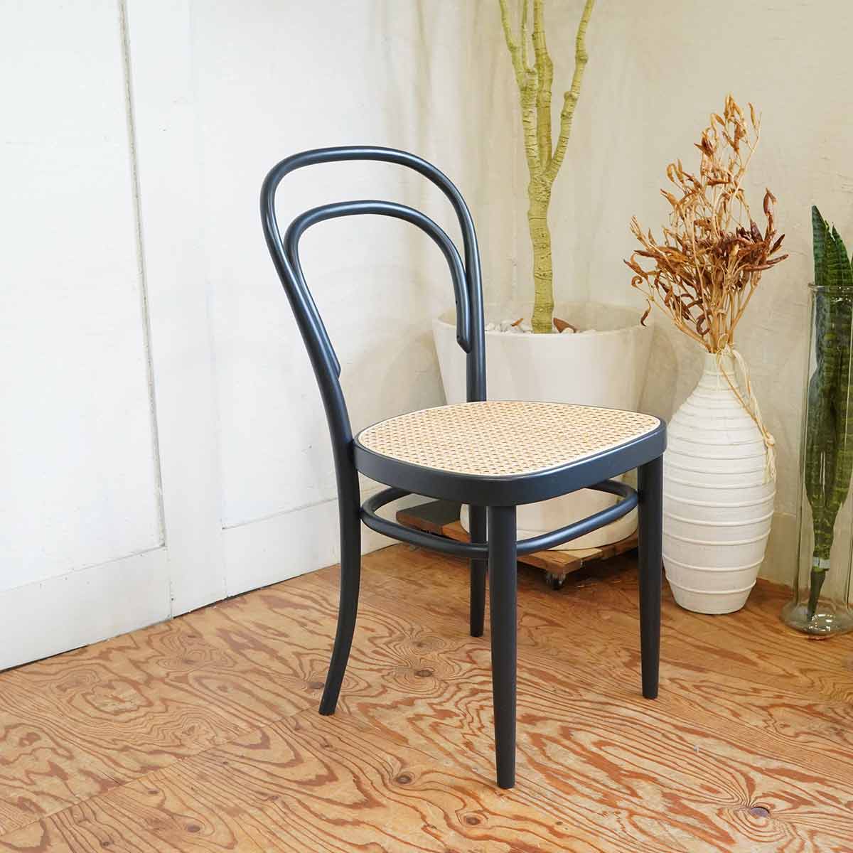 Thonet（トーネット）