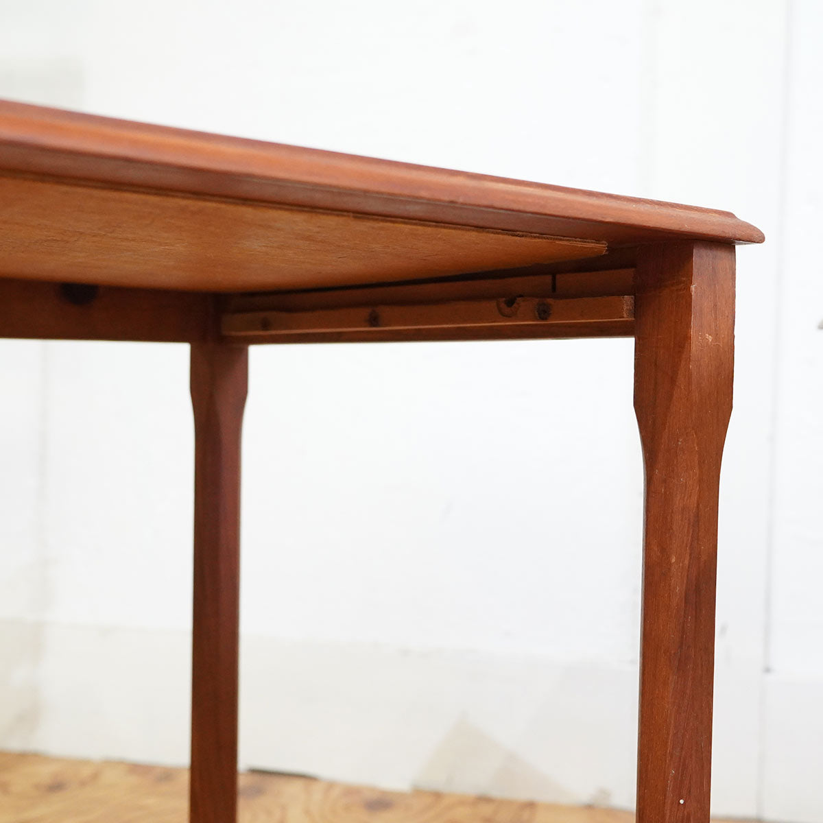 Ran デンマーク タイルトップ チーク サイドテーブル 北欧家具 Ran