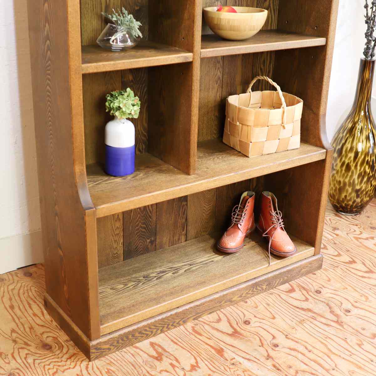 天然タモ材を使った棚 シェルフ 無垢材 木製 一枚板 おまけ積木付き
