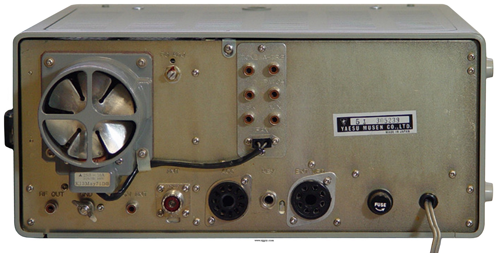 RigPix Database - Yaesu - FL-101