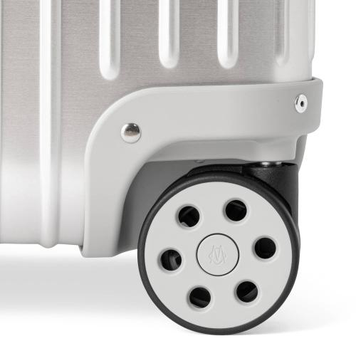 d*n様 【一点限り 極美品 50%引き】リモワ オリジナルキャビン 35L 4