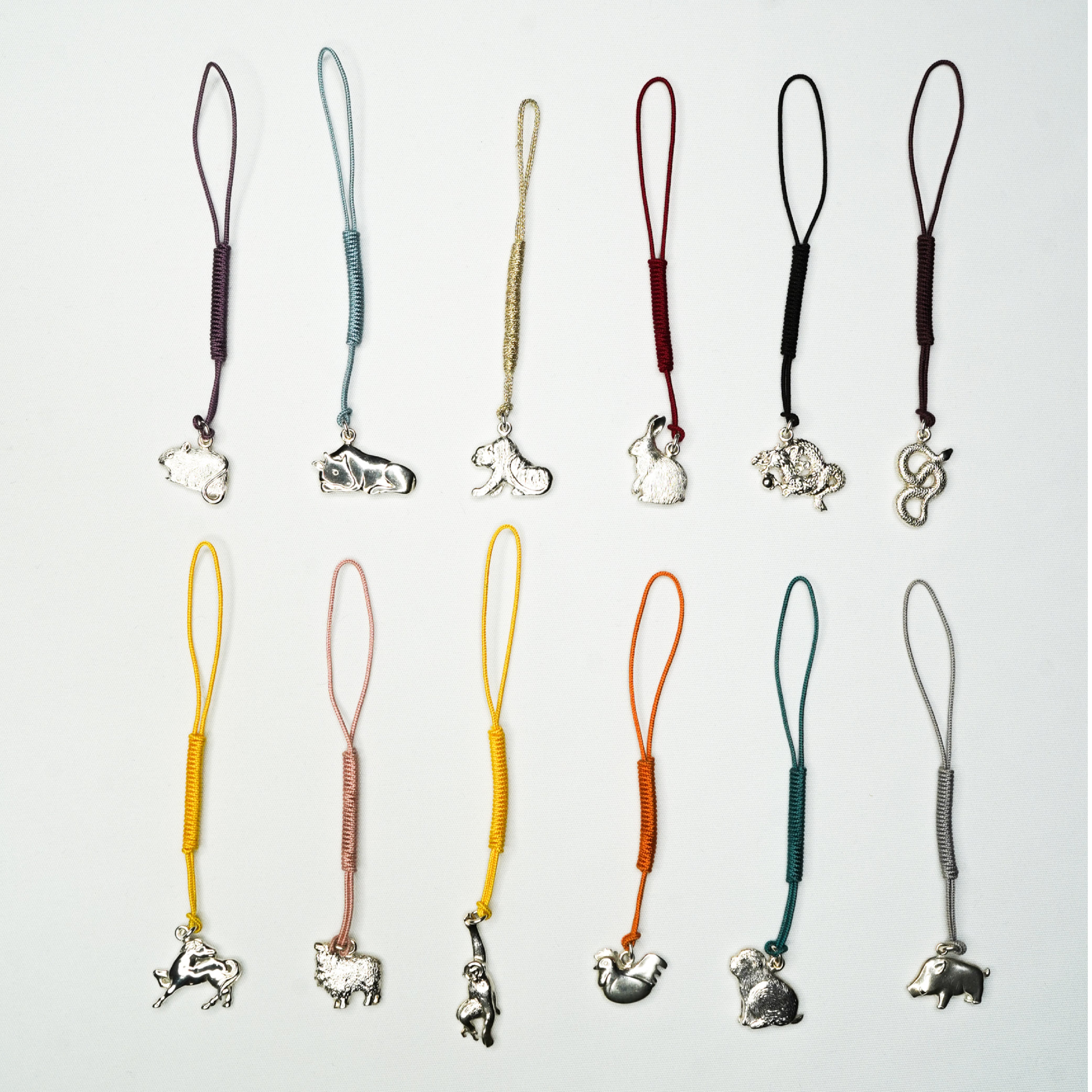 江戸時代ギヤマン切子瓢箪型銀製金具根付け/K18チェーン。