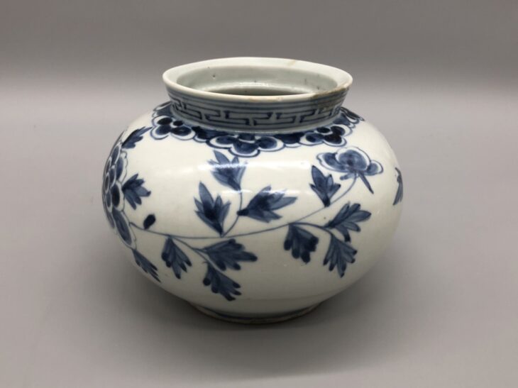 深川製磁 - 深川製陶印いり木箱いり青と白の陶器