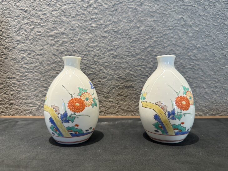 十三代 酒井田 柿右衛門作 『濁手 菊鳥文 酒器揃』 ｜骨董品買取 緑和堂