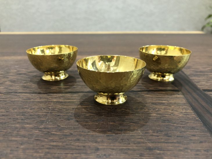 徳力純金製 打ち出し酒杯』 買取価格相場｜骨董品買取 緑和堂
