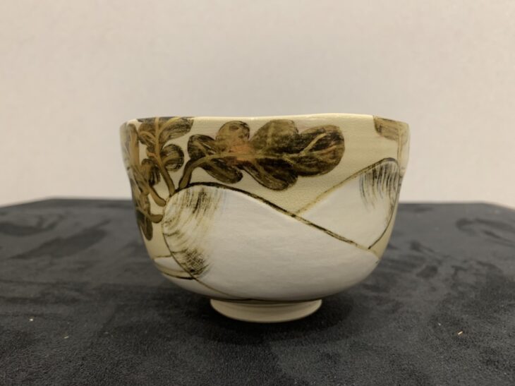 八代 高橋 道八 作「銹画大根之図 茶碗」鵬雲斎 極 をお譲り頂きました