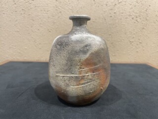 伊勢崎淳 作『備前 徳利』 ｜骨董品買取 緑和堂