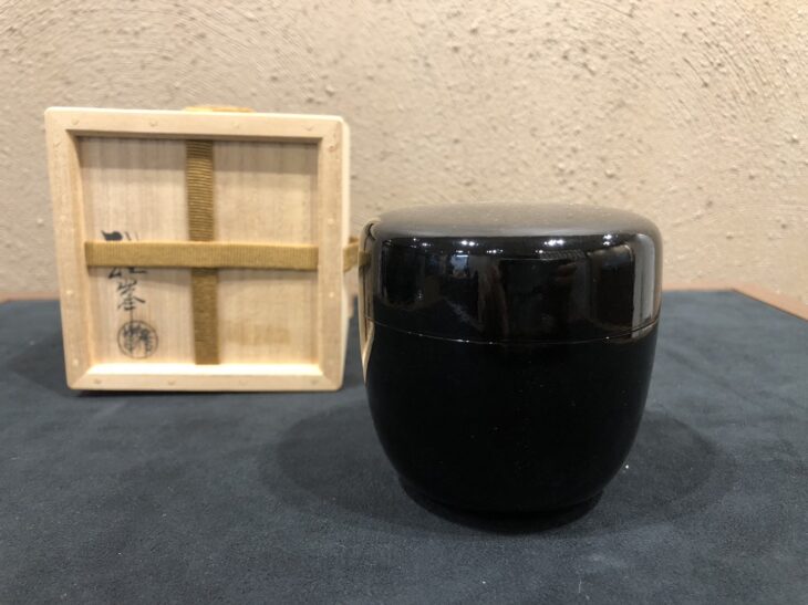 前端 雅峯（二代 春斎）『石地塗 大棗』 買取価格相場｜骨董品買取 緑和堂