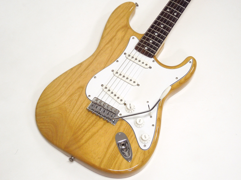 Fender Japan フェンダー ジャパン ST72 Scalloped / NAT < Used