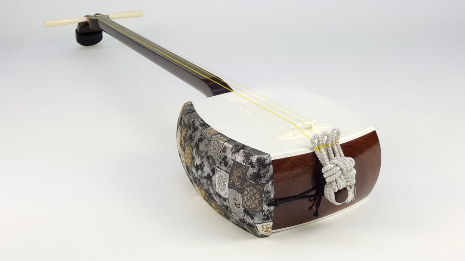 ハードケース 和楽器 三味線 皮破れています(三味線)｜売買された