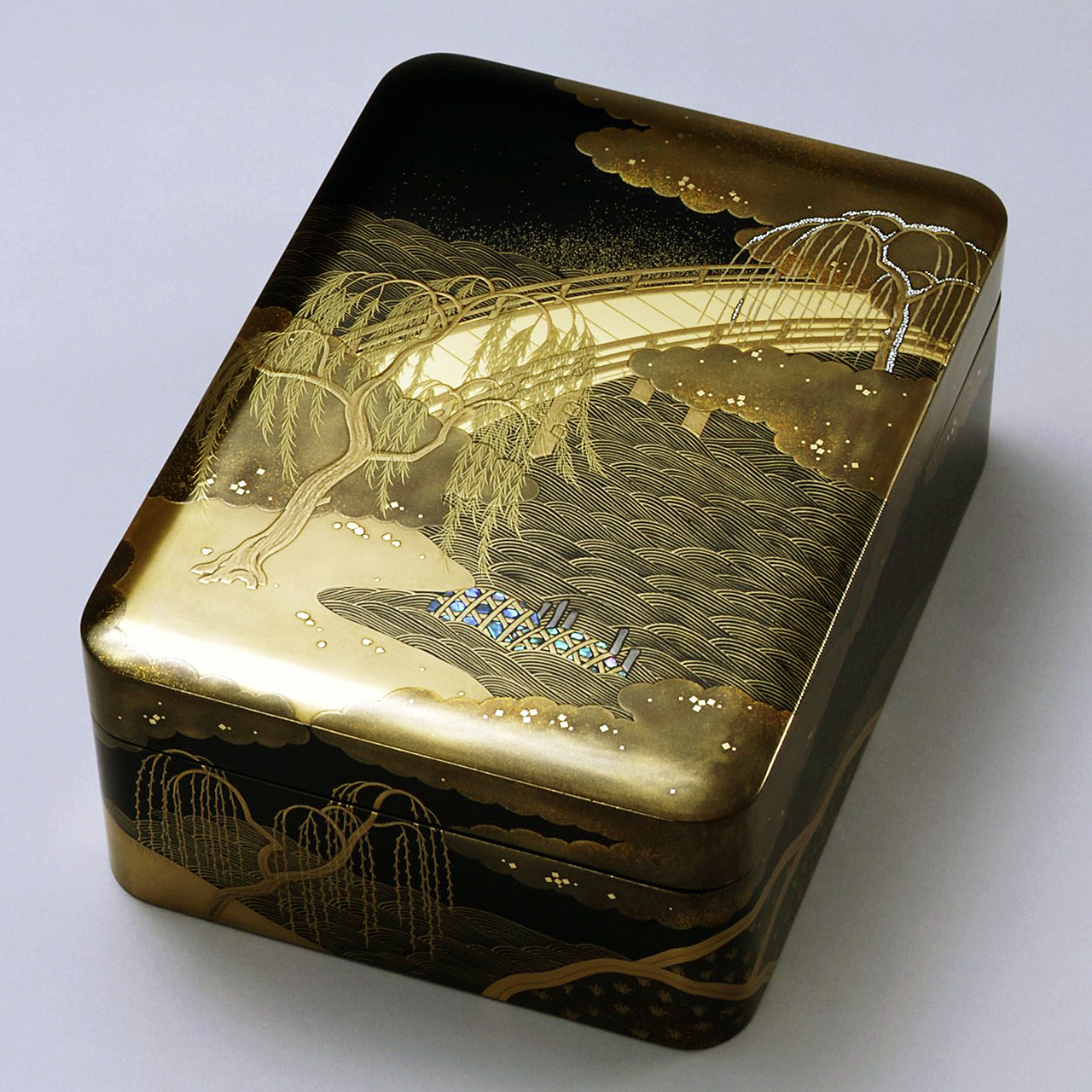 文箱・硯箱・飾り箱・花器 | WORKS | 輪島塗の老舗 輪島屋善仁