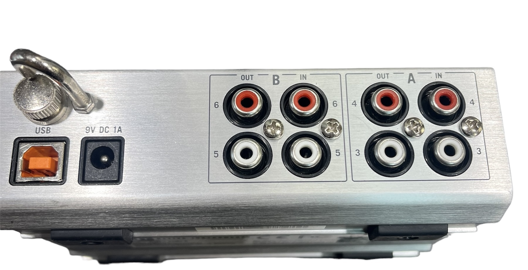 TRAKTOR AUDIO 6 DJオーディオインターフェース Native Instruments