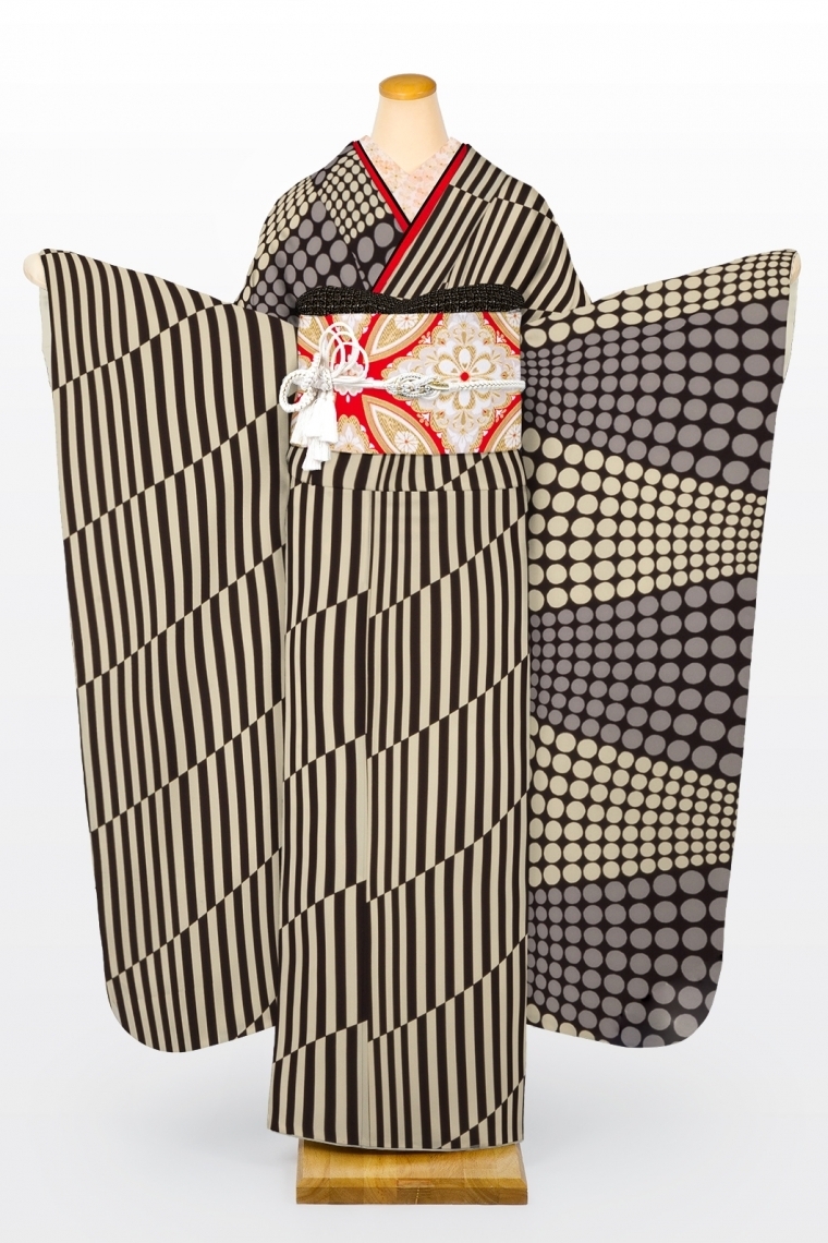 白鳥 振袖のみ 150〜160cmの方用 白鳥 振袖のみ 150〜160cmの方用