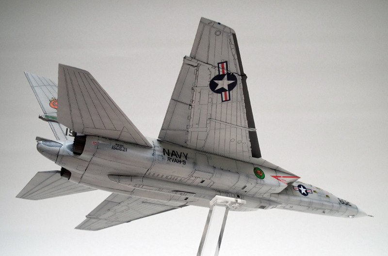 2017年9月号＞飛行機プラモデル製作＞連載 1/72飛行機を飛行姿勢で作