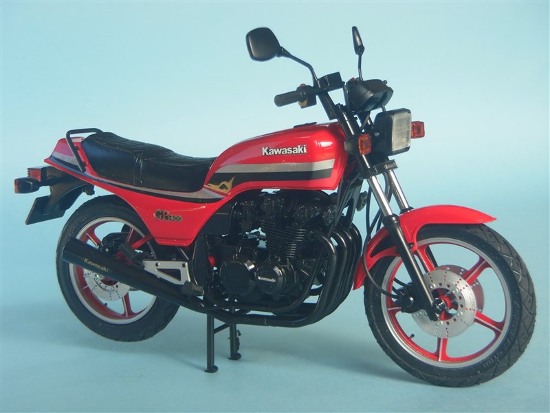 1/12 プラモデル 単車 Kawasaki Z400GP 青島文化教材社から1/12