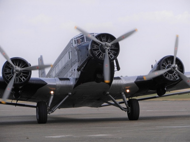Junkers Ju 52/3m M1：160 Photo) Junkers Ju52/3m＜特集 多発機＜2020年2