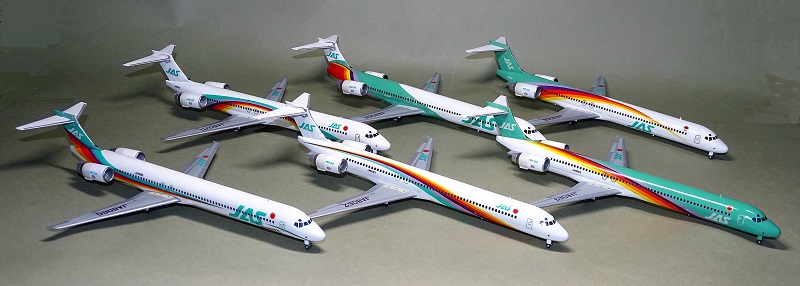 日本エアシステム JAS モデルプレーン MD-90 レインボーカラー 3号機