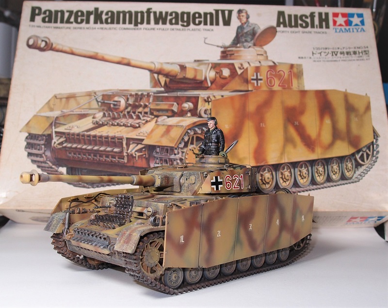 1/35 ドイツ軍Ⅳ号戦車H型88mm対空砲搭載型 プラモデル完成