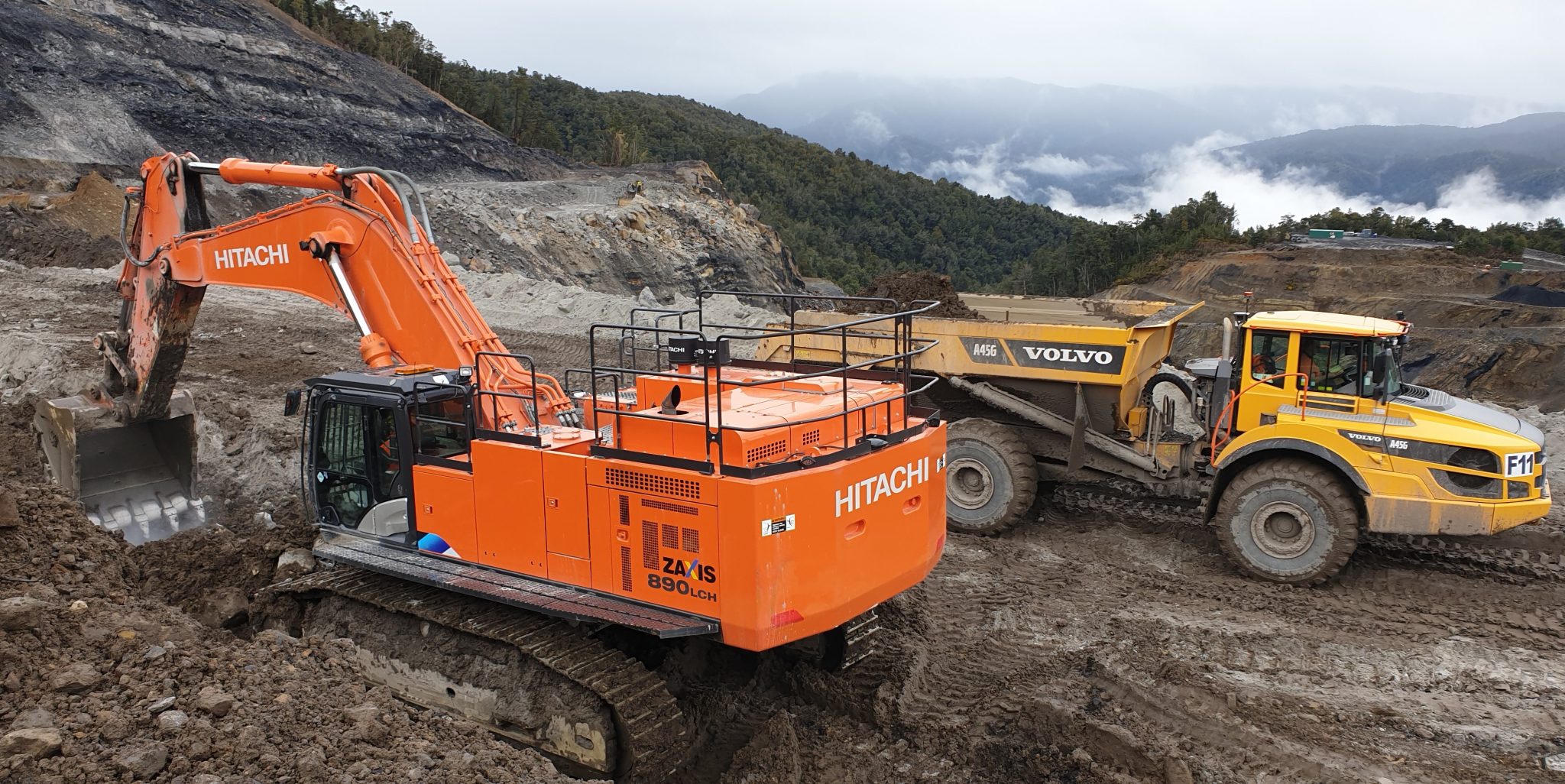 West-Trak ZX890 Bucket in Action - West-Trak NZ