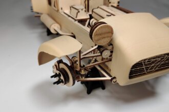 英国Caterham Cars社 公認 ケーターハム セブン 木製模型組み立て