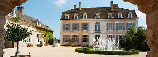 Château de Pommard Sold to U.S. Entrepreneur | Wine-Searcher News