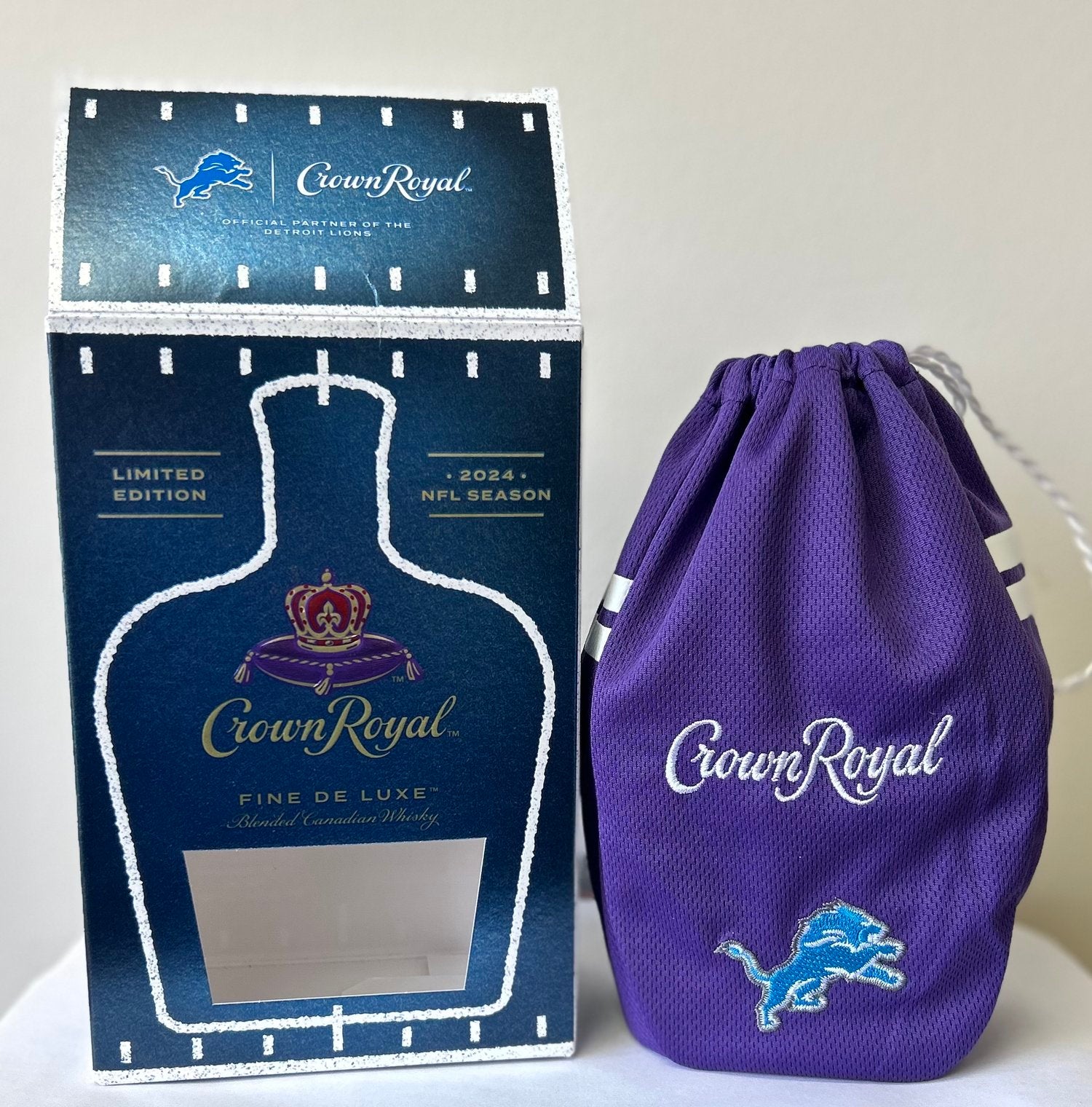 CROWN ROYAL WITH DETROIT LIONS BAG 750ML 80 PROOF – Wine barrel Plus