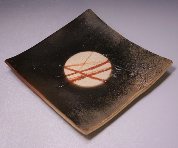 馬場隆志 作 「備前黒角皿」 ～備前焼専門卸小売店 川口陶楽苑～