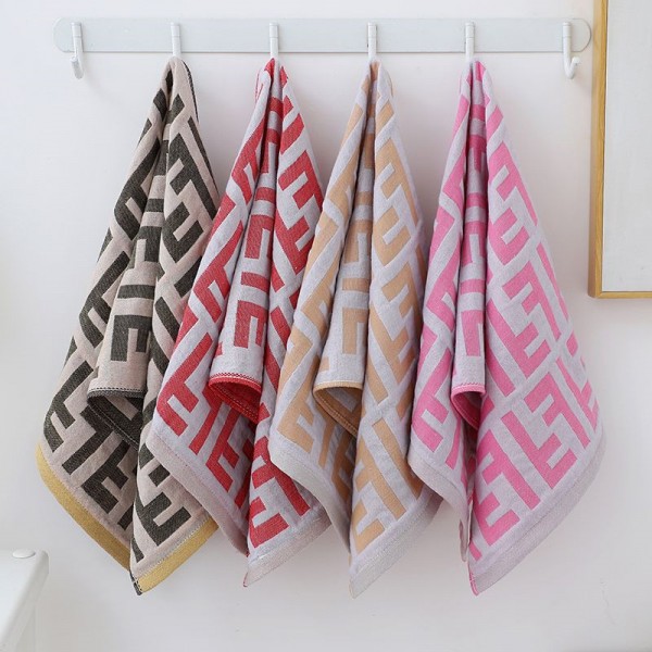 FENDI バスタオル ズッカ柄 未使用 FENDI フェンディ バスタオル