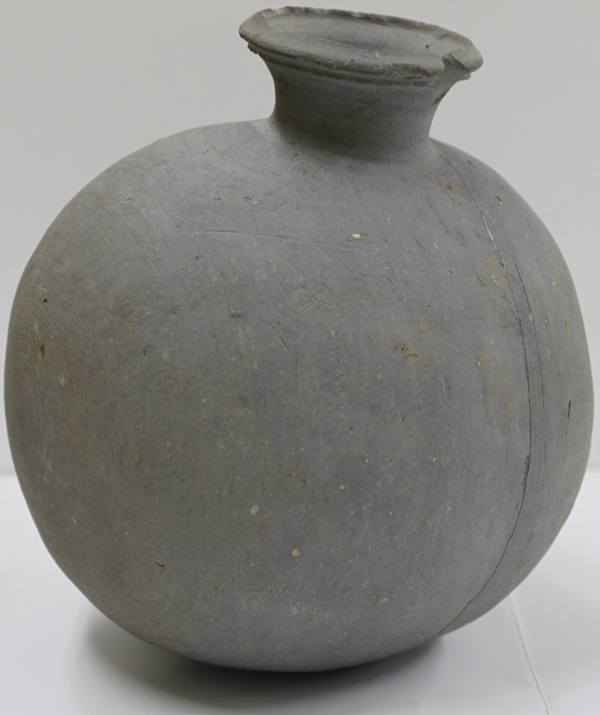 須恵器提瓶（伝立屋敷採集品）｜歴史資料館