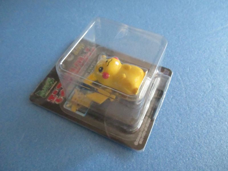 ポケモン モンスターコレクション 025 ピカチュウ モンコレ 初期版