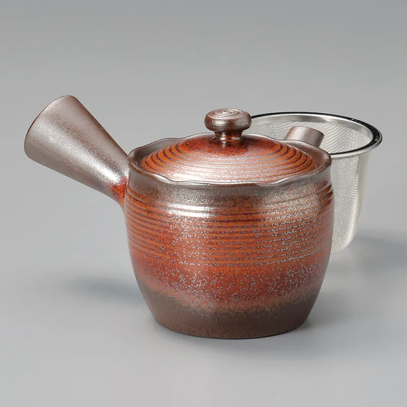 大きめの急須（梅・紅葉・金彩）