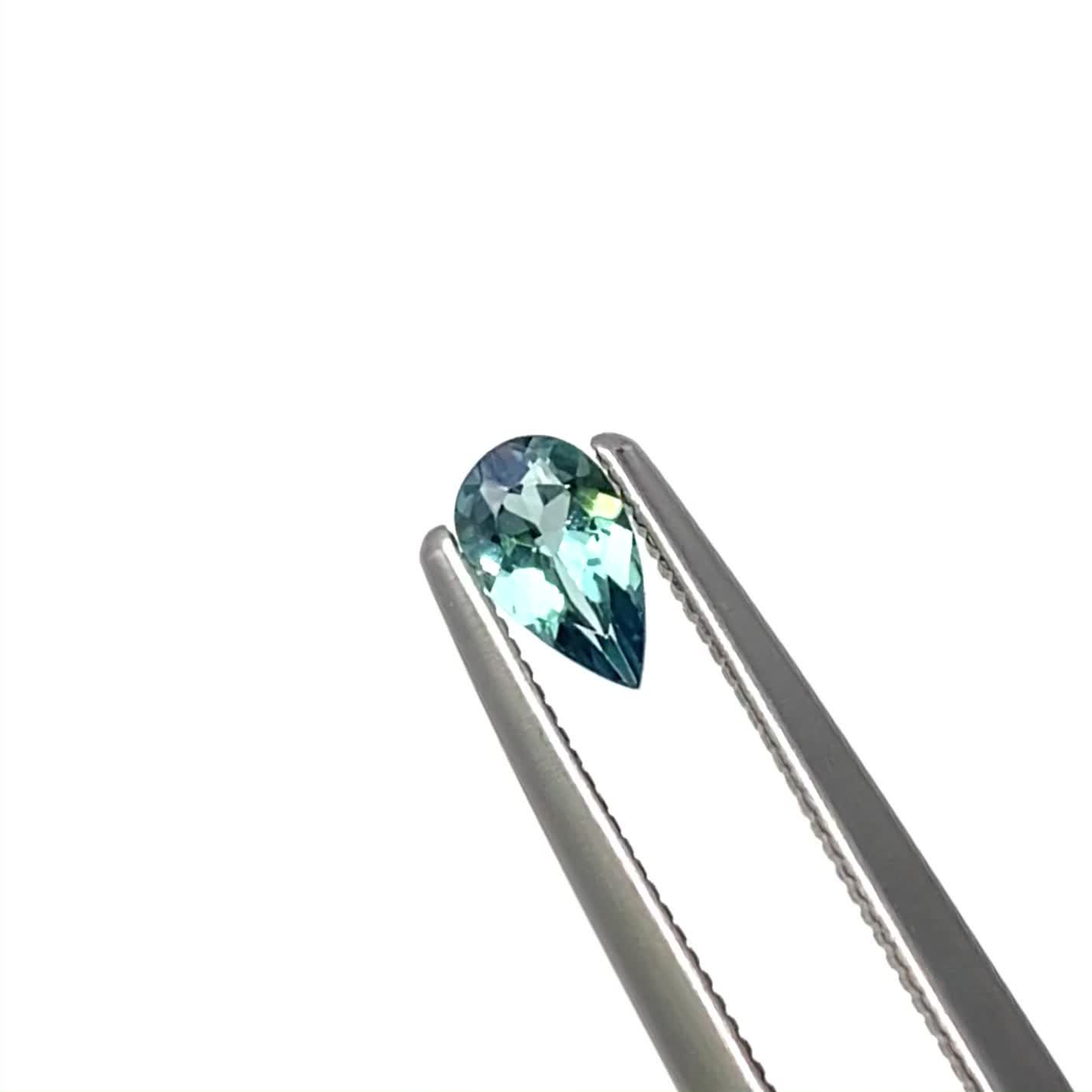 ブルーグリーンコーネルピン(宝石名ブルーグリーン・コーネルピン