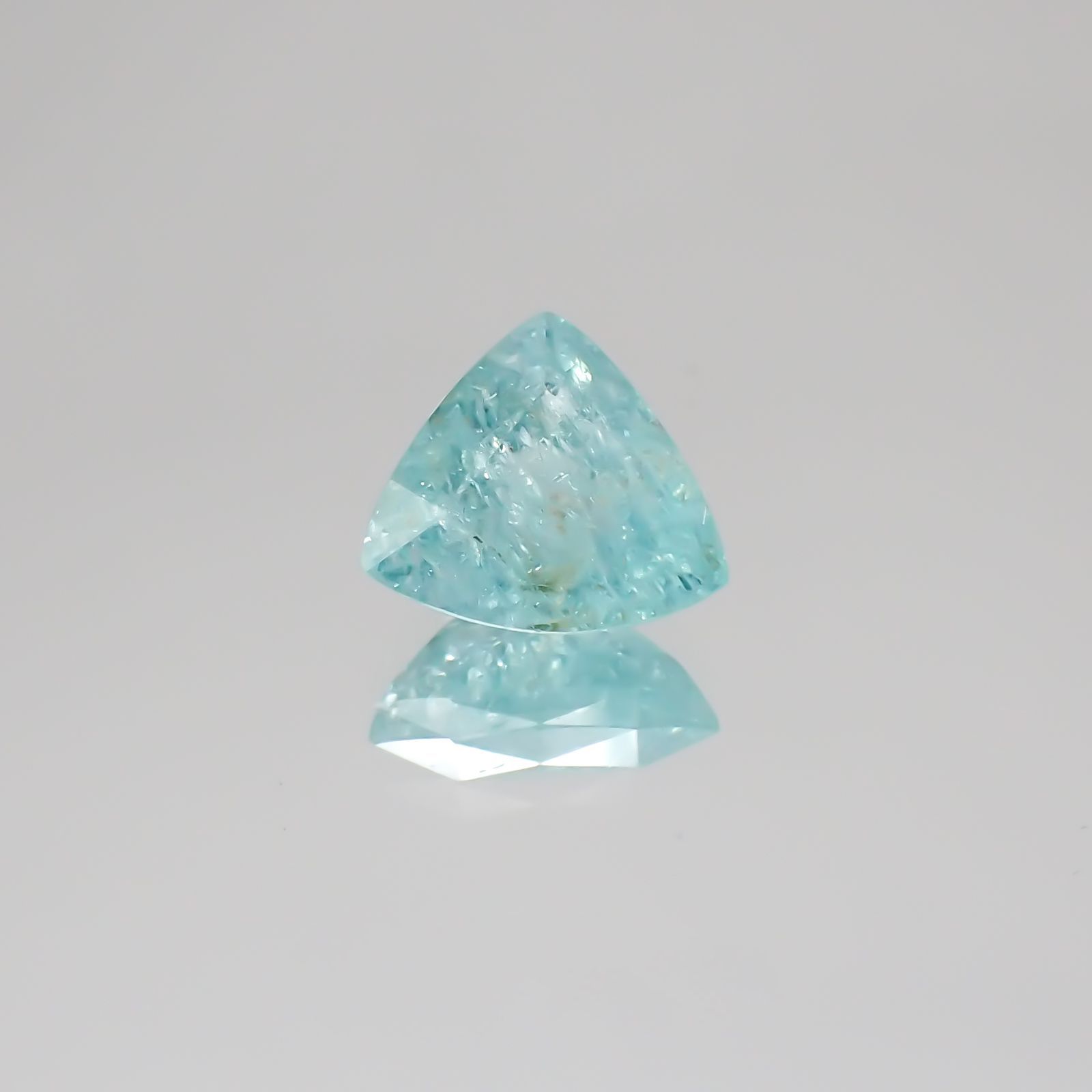 パライバトルマリン モザンビーク産 ルース 1.05ct[21059403]6.4×7.2mm