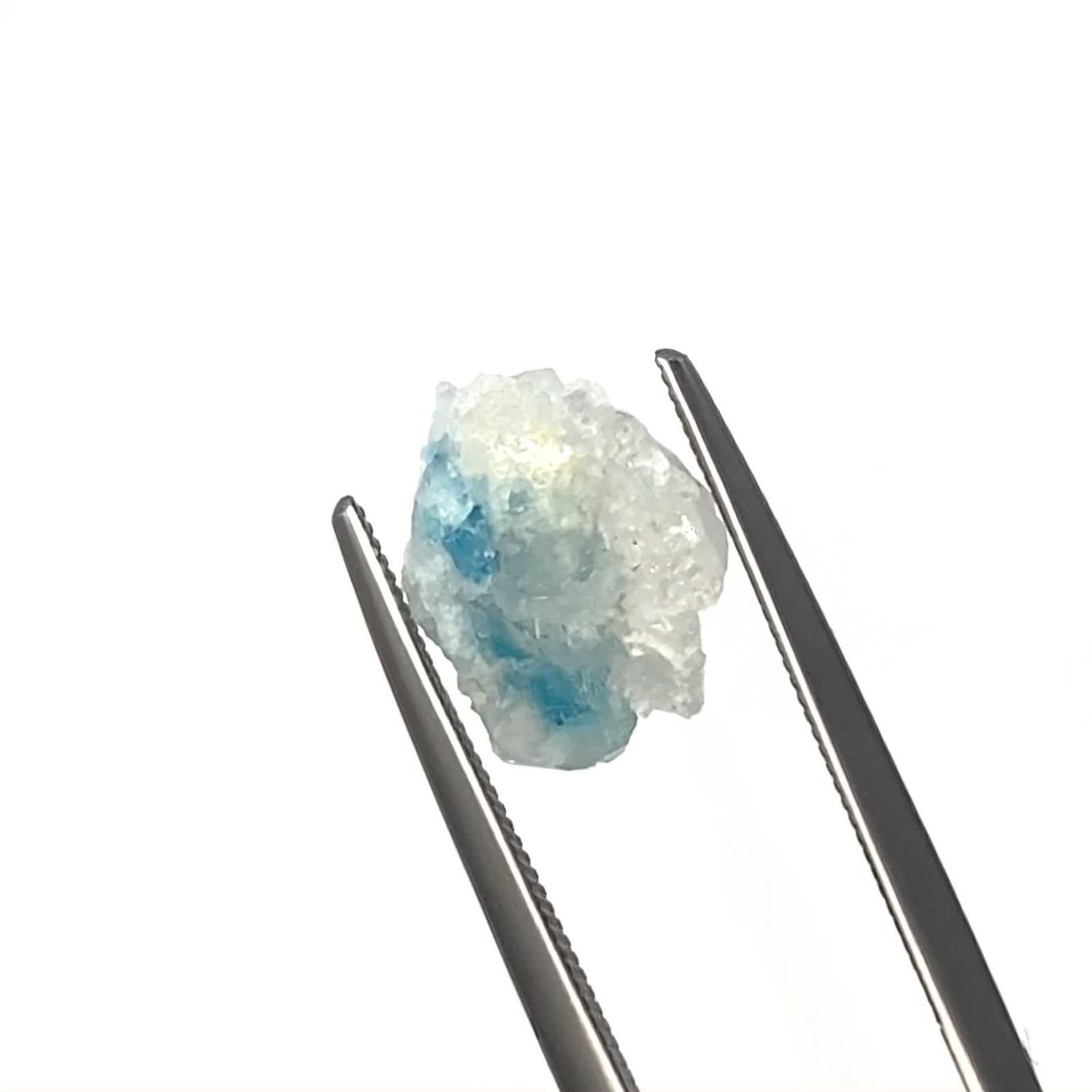 ユークレース 原石 ブラジル産 3.72ct / 11x8.7mm前後 [240326397