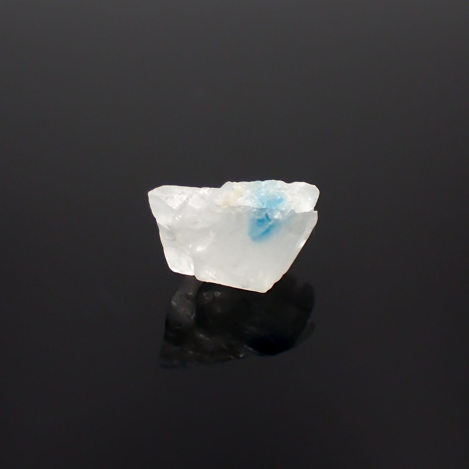 ユークレース 原石 ブラジル産 4.38ct[231023590]12.2x8.2mm前後 | TOP