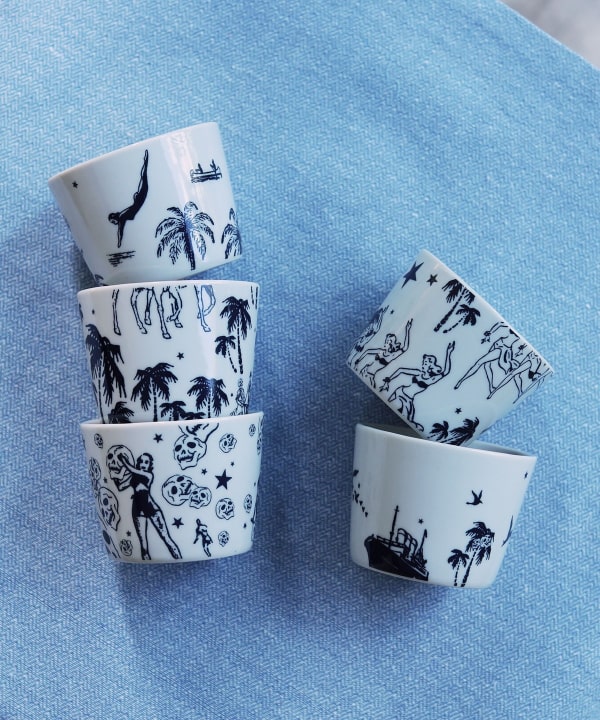 中国陶磁器 明成化 お猪口型 中国陶磁器 明成化 お猪口型 中国陶磁器