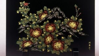 輪島塗 衝立（ついたて） 牡丹沈金は色鮮やかな沈金が美しい | 輪島塗