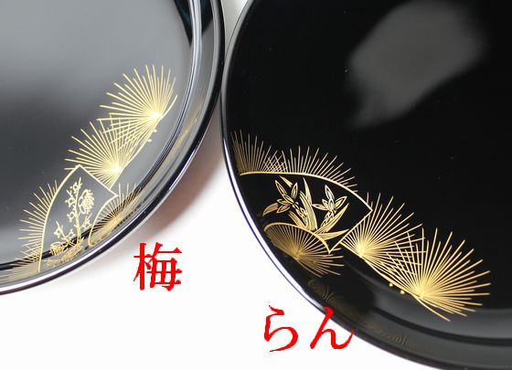 取り皿 松に扇面五聖沈金 5客1組 165,000円（税込） | 輪島塗の塗師屋