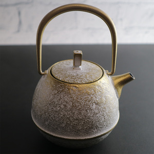 空間鋳造 1ℓ 鉄瓶 入手困難品 空間鋳造 | リビング・ホビー・スポーツ