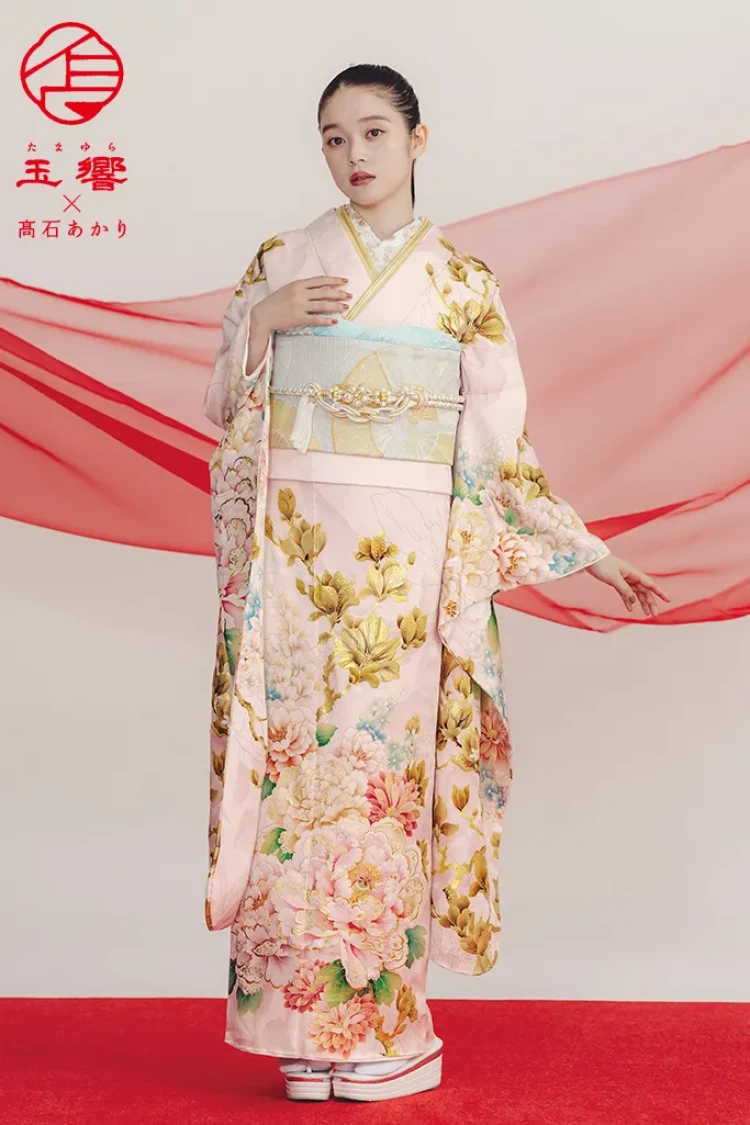 4ページ目｜振袖｜成⼈式の振袖レンタルならTAKAZEN、世界⼀かわいい