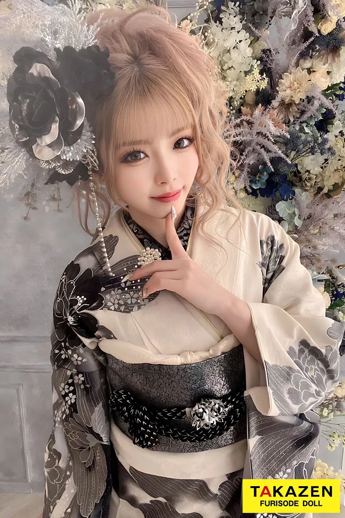 モード 白/黒/シルバー(銀色) 牡丹柄 花魁風 渋い かっこいい系振袖