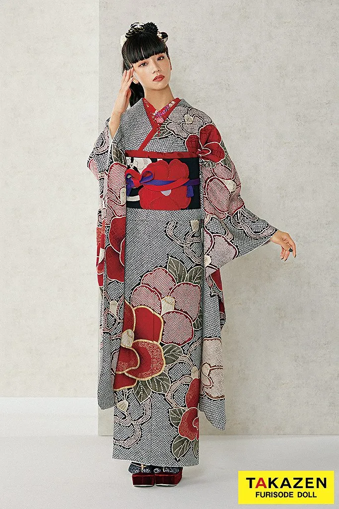 アンティーク黒引き振袖 豪快な松竹梅 ＆アンティーク赤振袖長襦袢 新