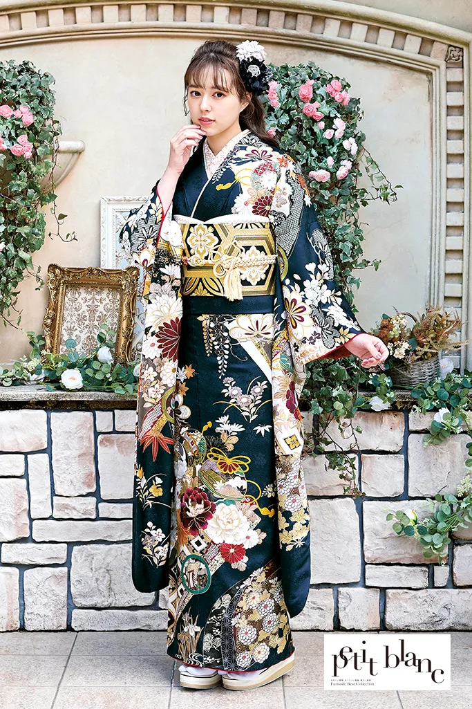 紺地の上品な牡丹や菊の金彩古典振袖セット 紺地の上品な