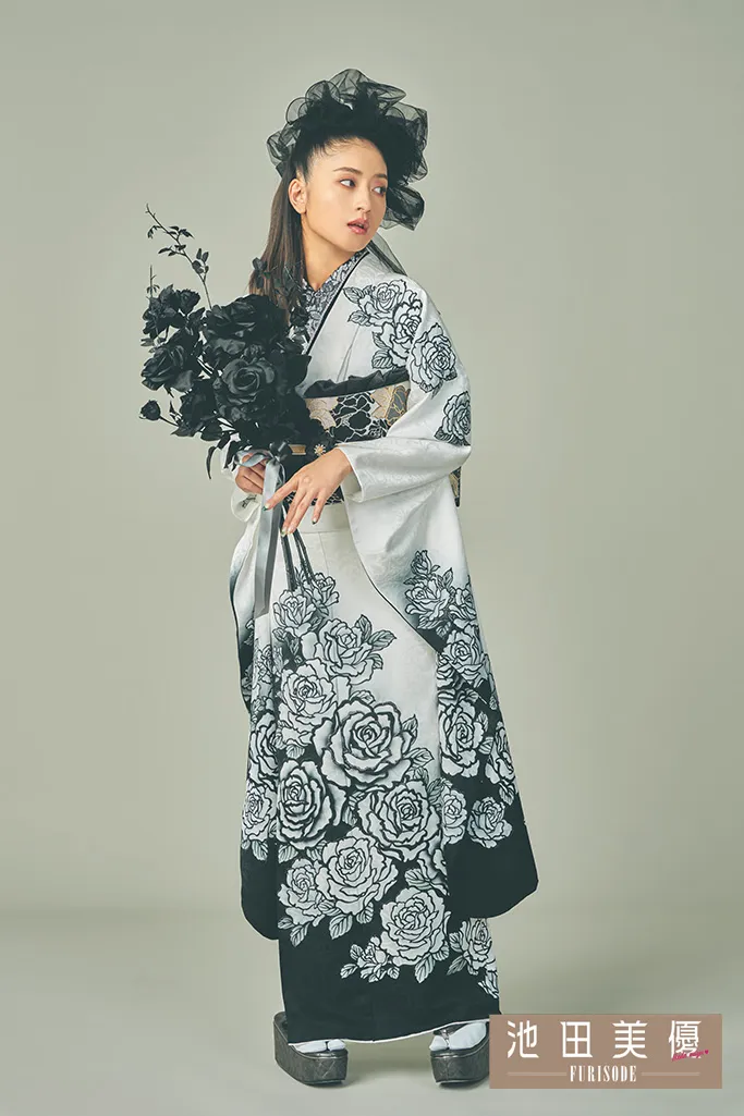 花美人□豪華振袖 長襦袢(無双仕立て)セット 駒刺繍 飛鶴舞蝶吉祥花