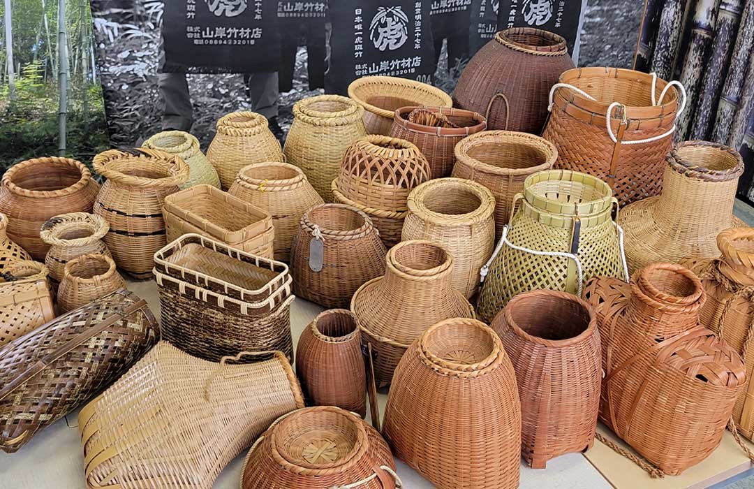 あけびの角籠 - 竹虎四代目がゆく！