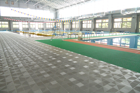 タキストロンST | 製品情報 | タキロンマテックス株式会社 [床材改修]