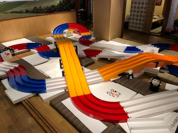 やまめくん専用①】タミヤ ミニ四駆コース 3レーン 立体コース タミヤ